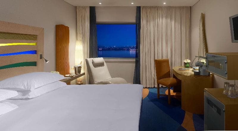 Radisson Blu Liverpoo - Main View