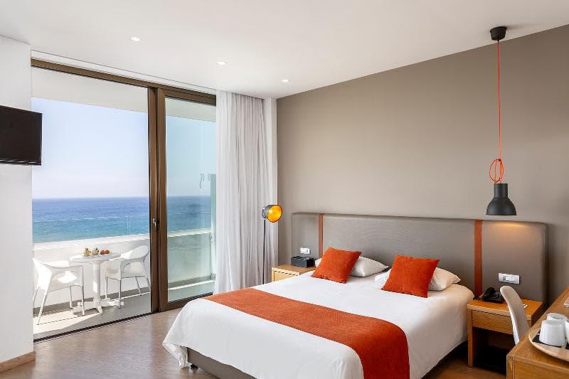 Crystal Springs Beach Hotel image 2