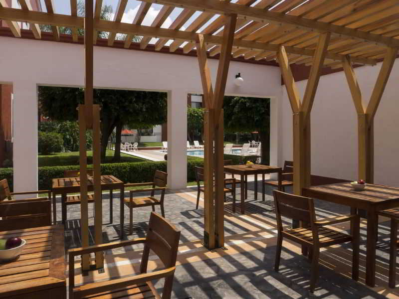 Fiesta Inn Leon image 2