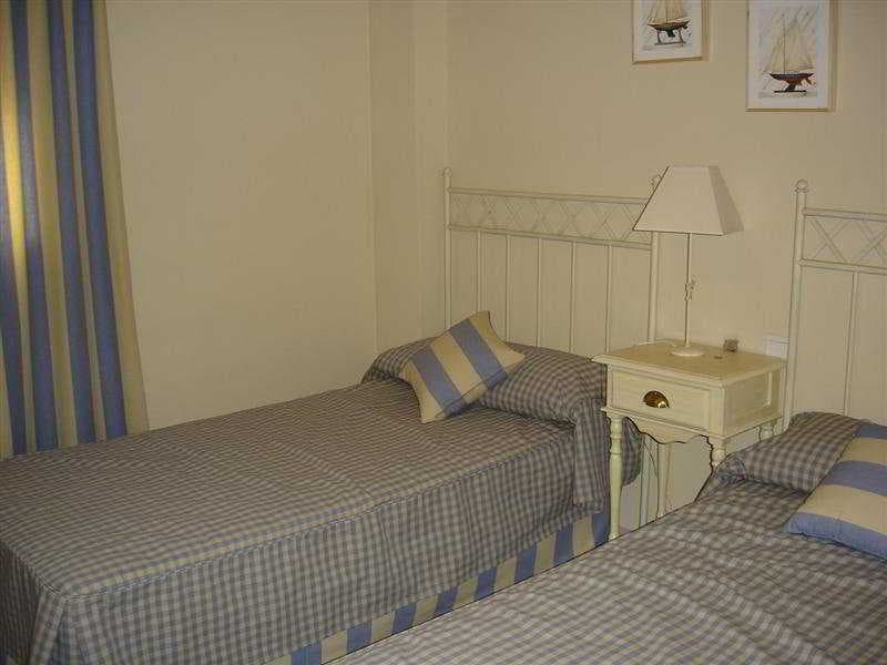 Life Apartments Costa Ballena image 2
