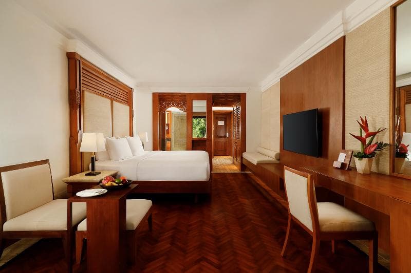 Nusa Dua Beach Hotel & Spa Handwritten Collection image 2