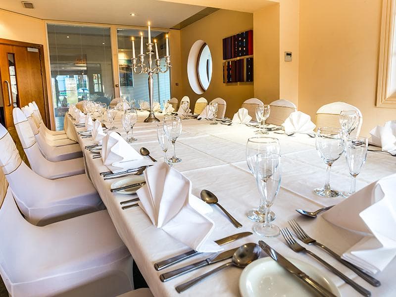 Crowwood Hotel Glasgow - Main View