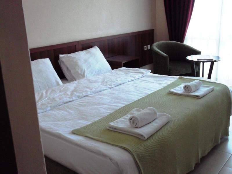 Stay at West Ada-Inn