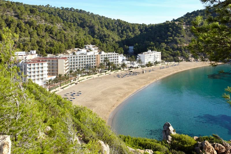 Grupotel Imperio Playa image 2