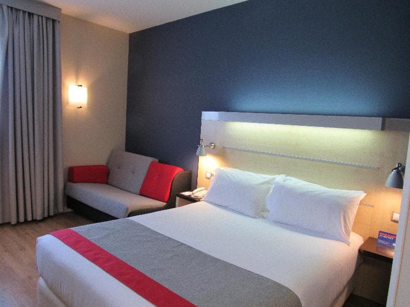 Holiday Inn Express Montmelo image 1