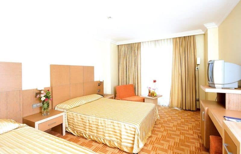 Holiday Garden Resort image 2