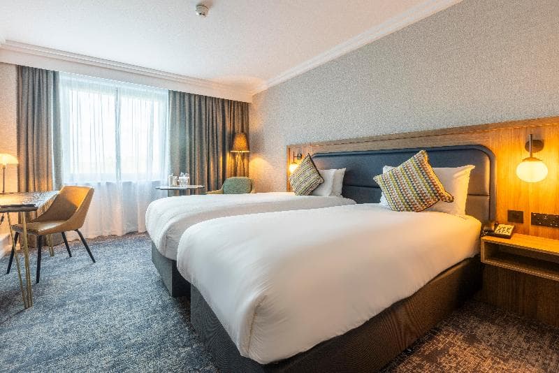 Crowne Plaza Birmingham Nec image 2