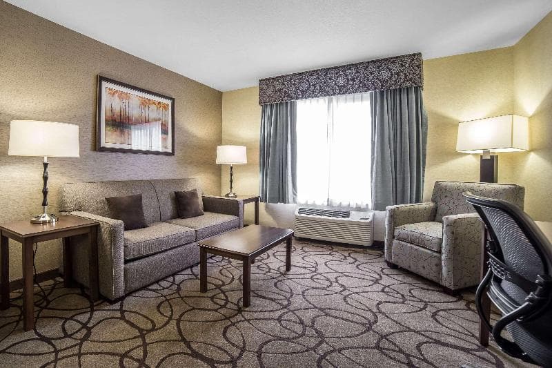 Comfort Suites Airport - Salt Lake City image 1