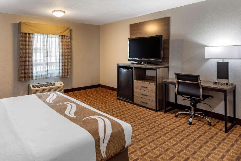 Quality Inn-Santa Fe image 1