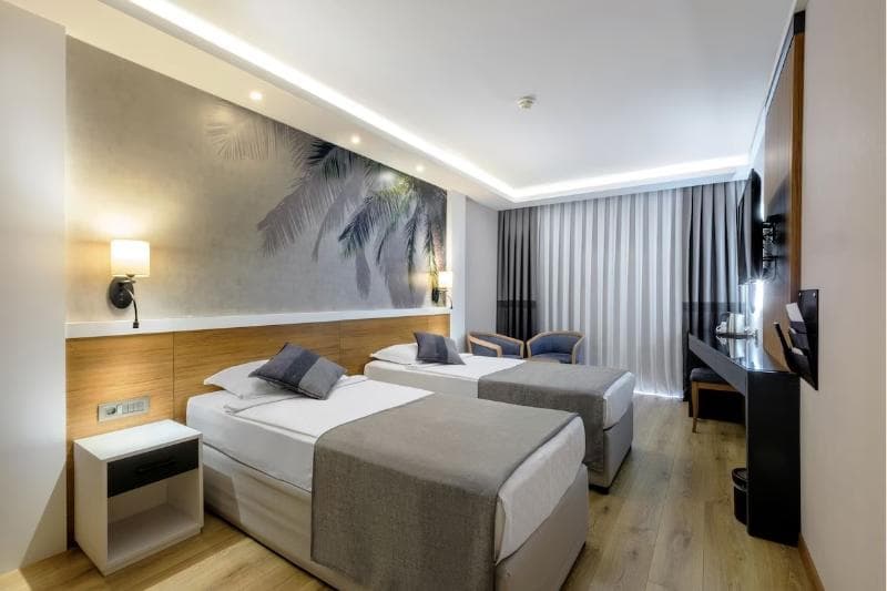 Deluxe Suite