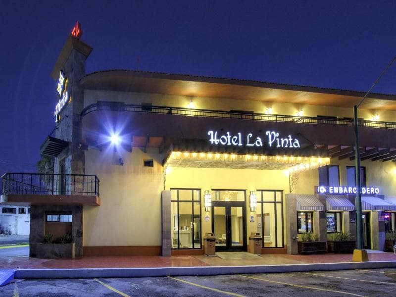 La Pinta Hotel image 2