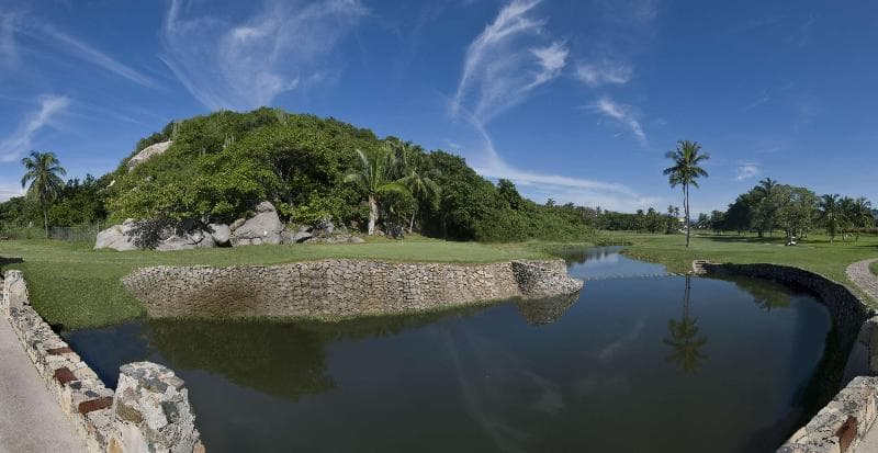 Las Hadas By Brisas image 1