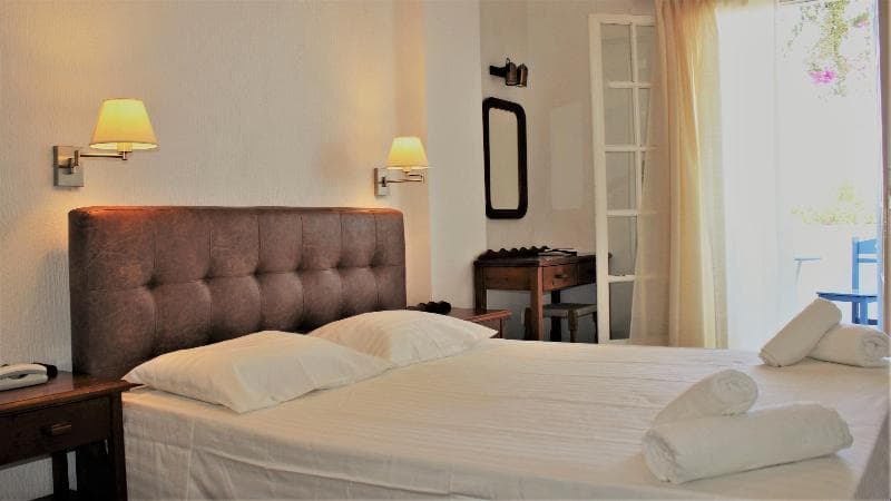 Artemis Santorini - Main View