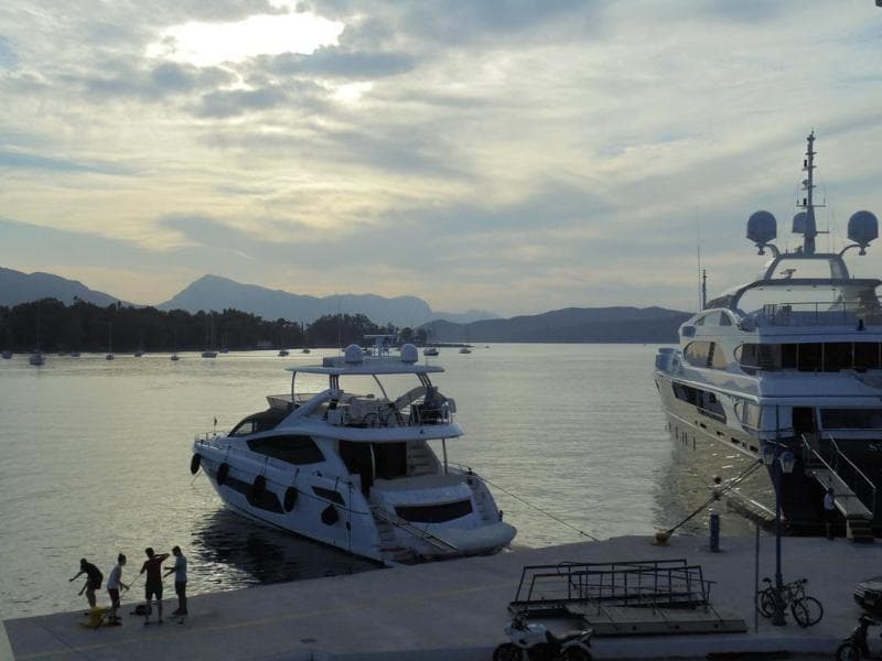 Manessi Hotel image 2