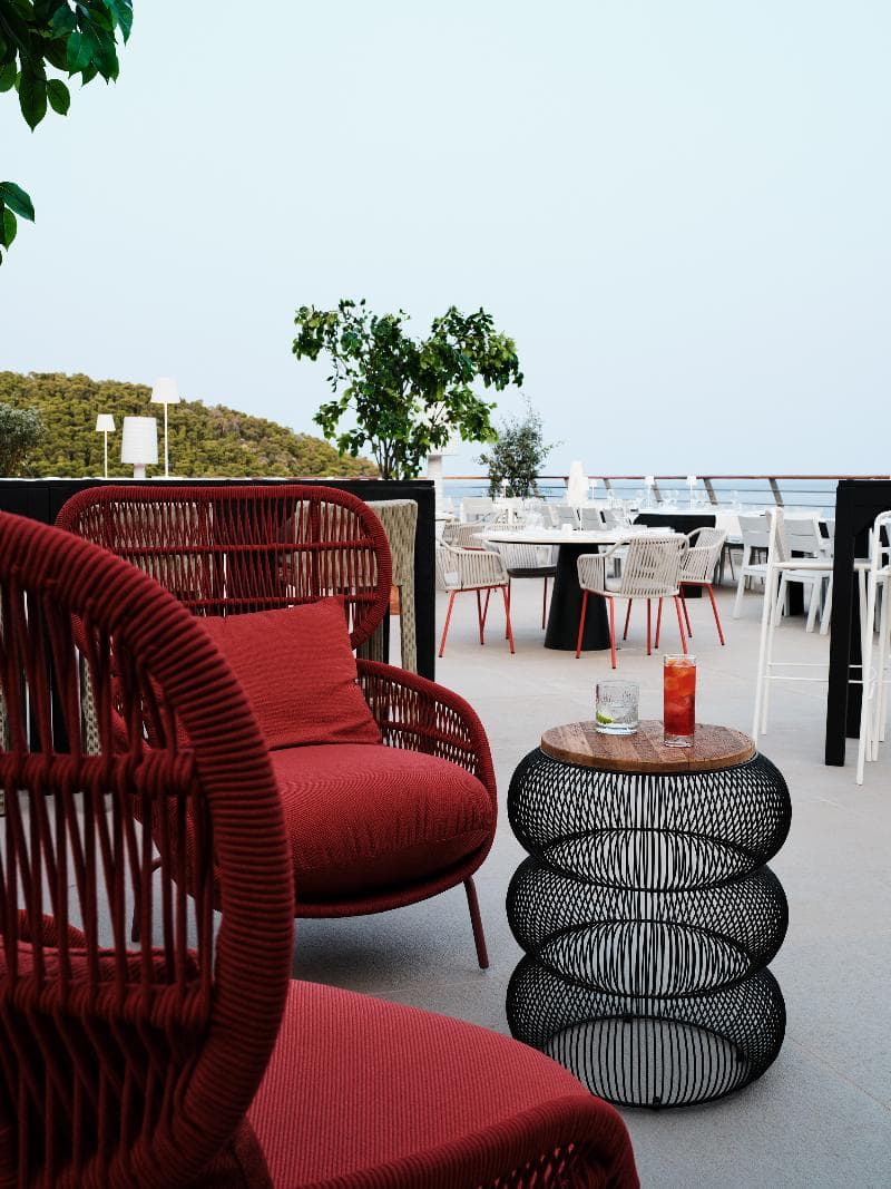 Sirene Blue Luxury Beach Resort image 2