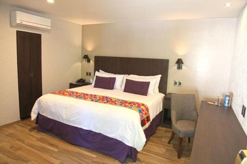 Flamingo Inn image 1
