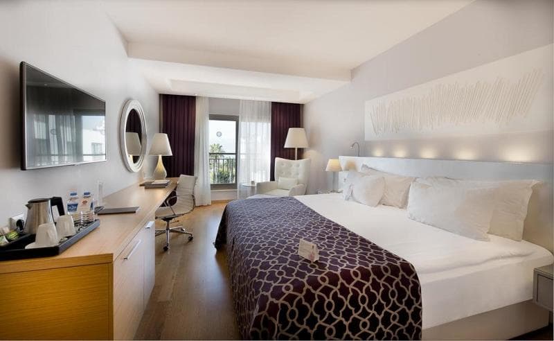 Akra V Hotel image 2
