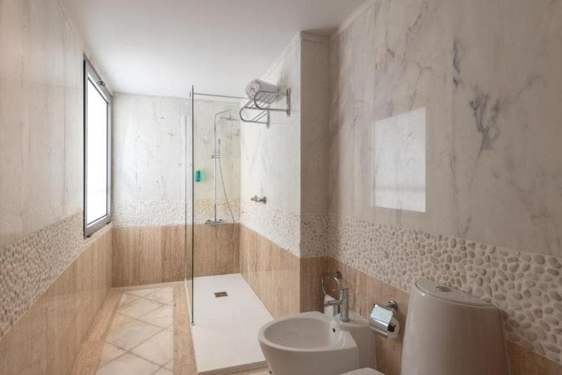 Sesimbra Oceanfront Hotel image 2