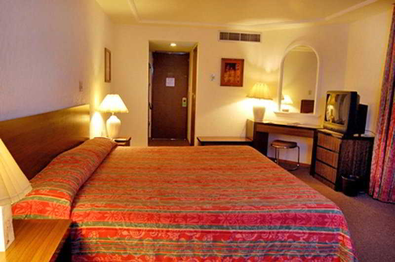 Real Plaza  image 2