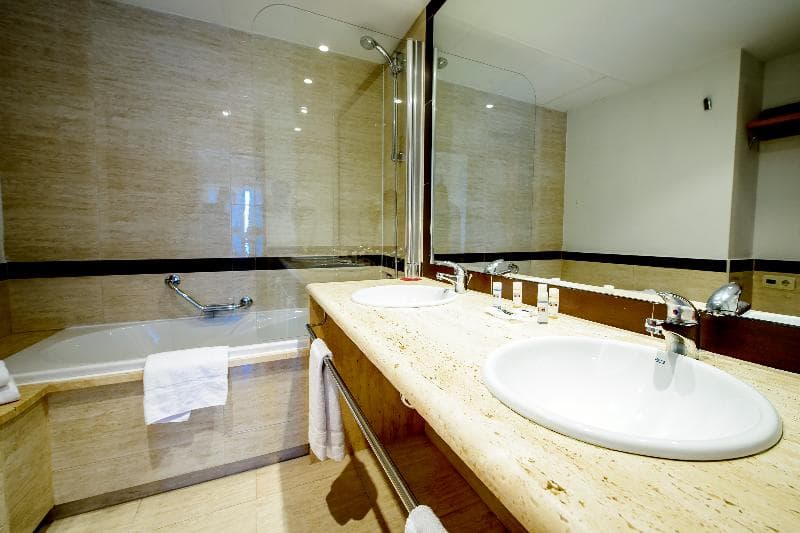 Hotel Bonalba Alicante image 1