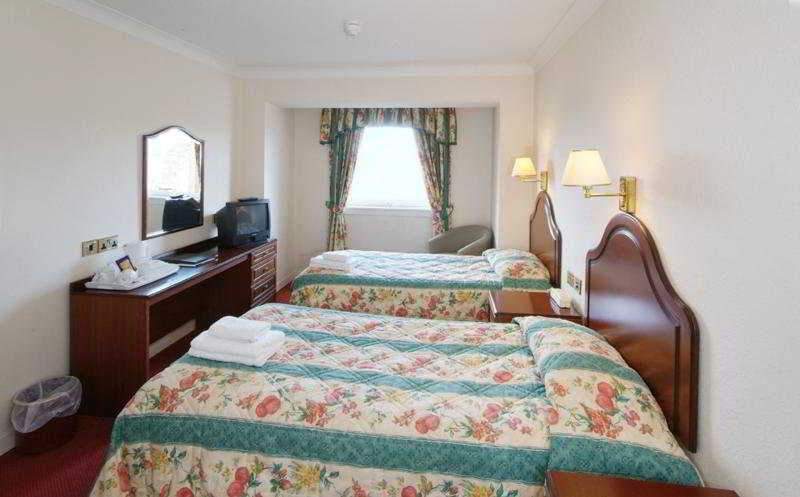 Cairn Hotel - Main View
