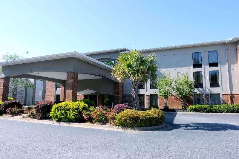 Spark by Hilton Alpharetta Roswell image 1