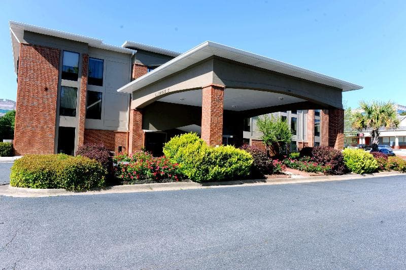 Spark by Hilton Alpharetta Roswell image 2