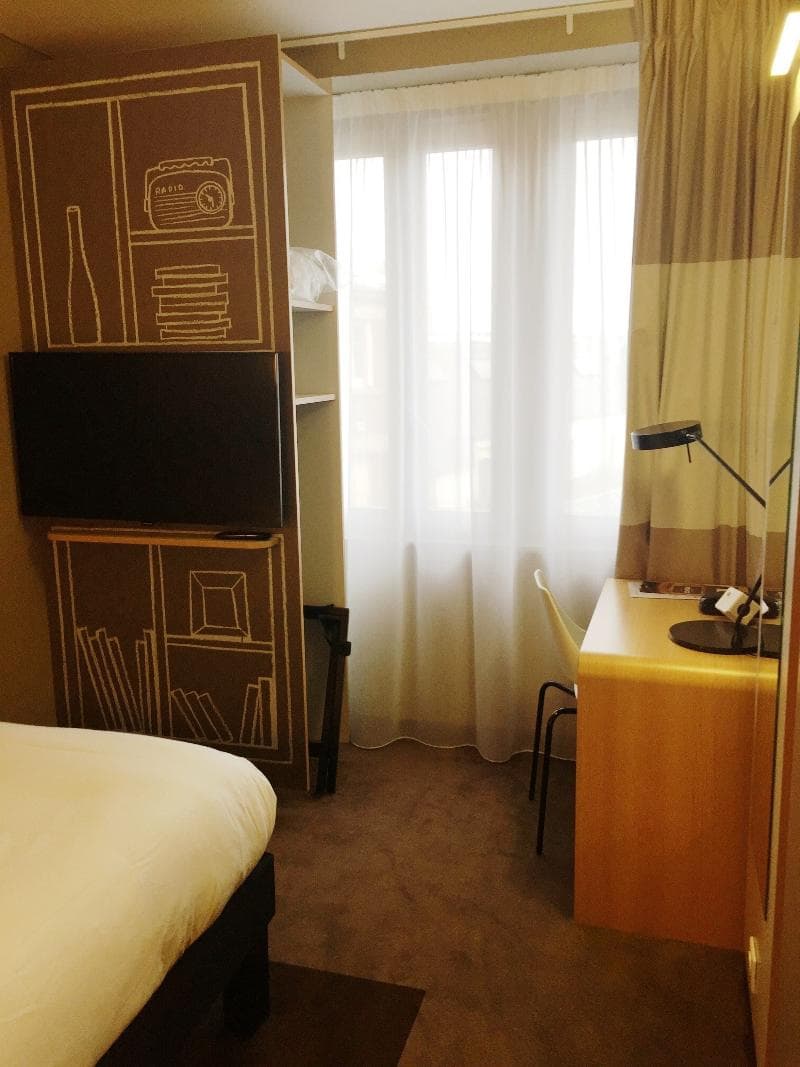 ibis Clichy Centre Mairie image 2