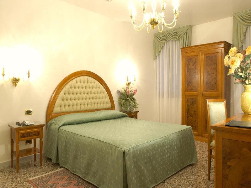 Antica Casa Carettoni - Main View