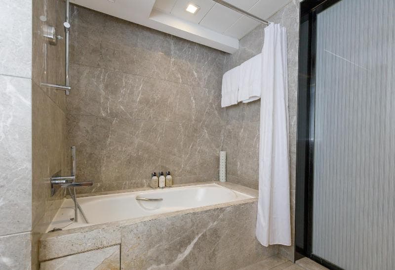 New World Millennium Hong Kong Hotel image 2