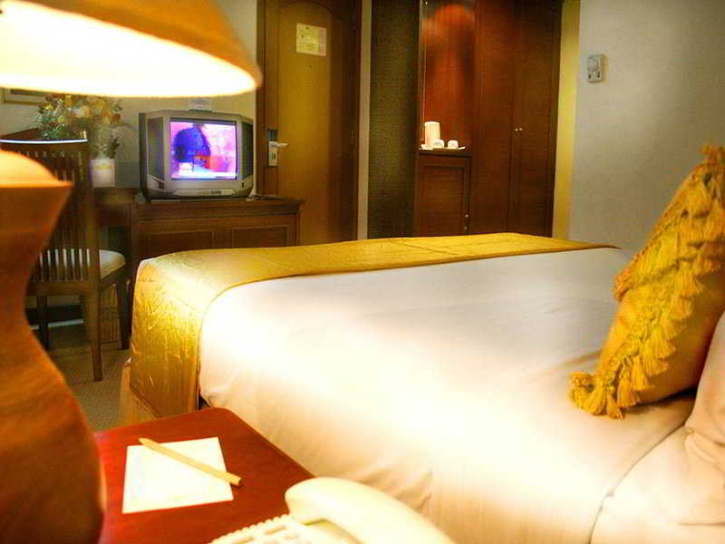 Grand Pasundan Convention Hotel image 1