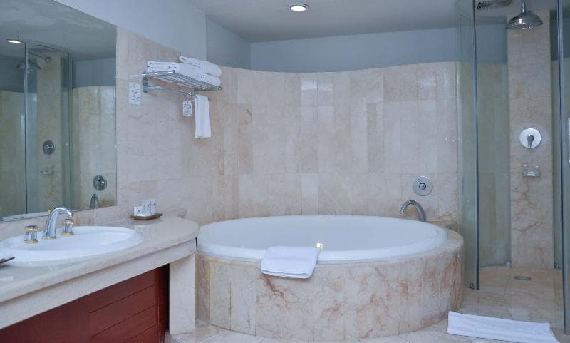 Hotel Savoy Homann image 2