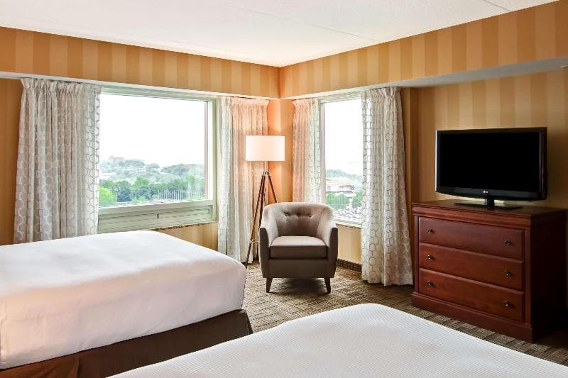 DoubleTree Fallsview Resort & Spa by Hilton image 1