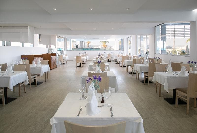 Asterias Beach Hotel image 1
