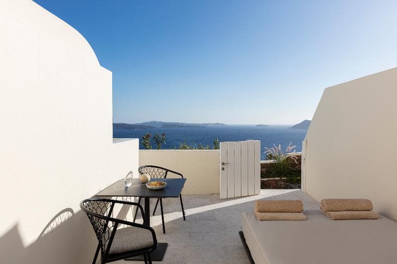 Canaves Oia Suites image 1