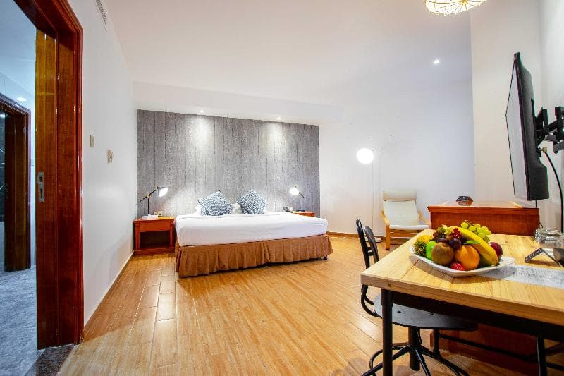 BM Beach Hotel image 2