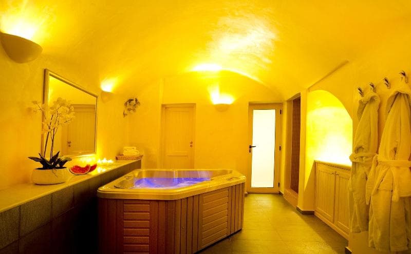 Astra Suites image 2