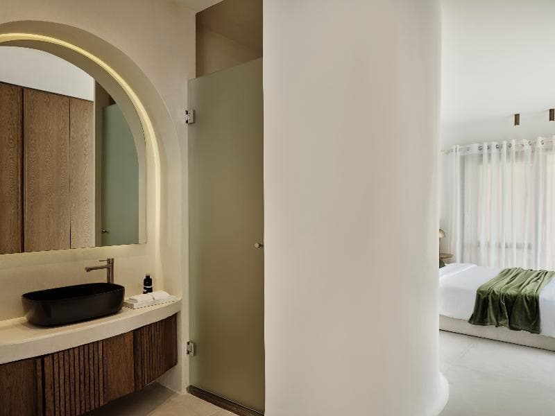 Andronis Luxury Suites image 2