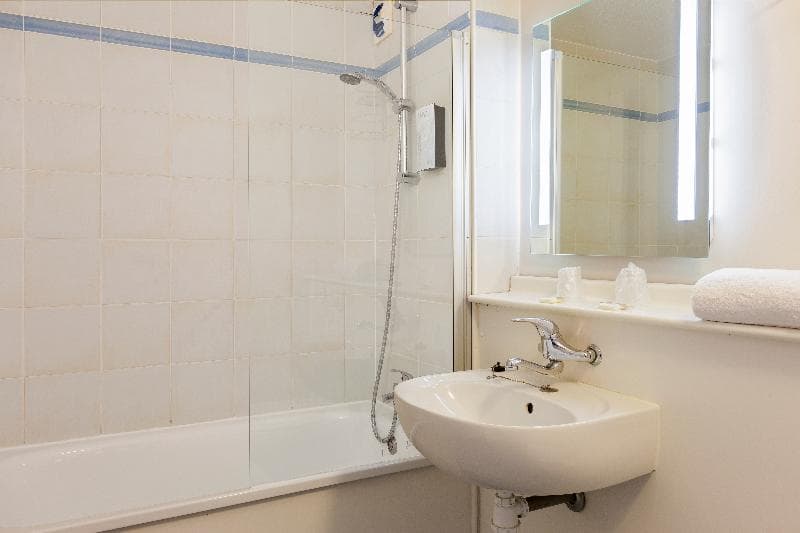 Comfort Hotel Lens - Noyelles Godault image 1