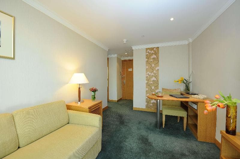 Bishop Lei International House image 2