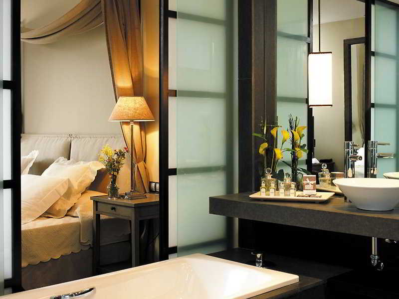 Asia Gardens Hotel & Thai Spa, a Royal Hideaway Ho image 1