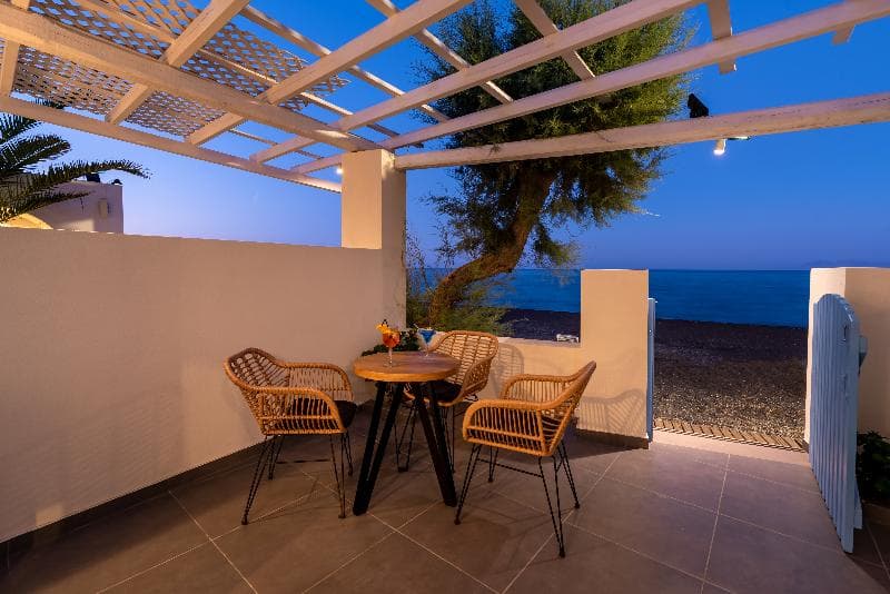 Sigalas Beach Hotel image 2