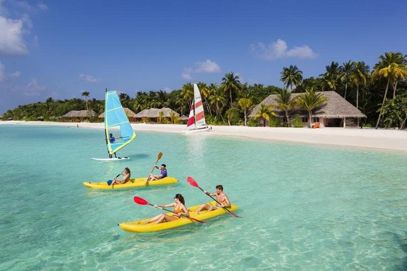 Veligandu Island Resort & Spa image 1