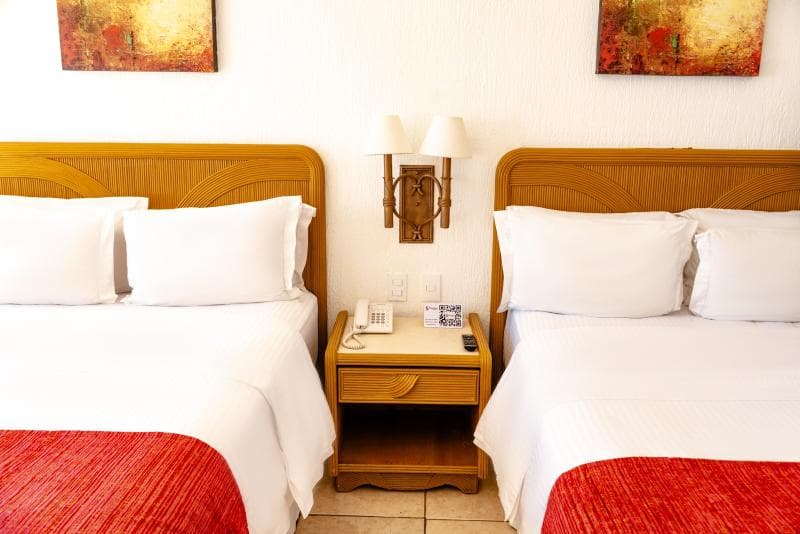 San Carlos Plaza Hotel, Beach & Convention Center image 1