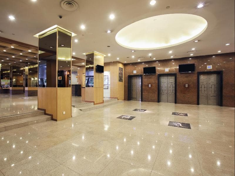 Hotel Royal image 2