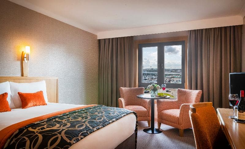 Clayton Hotel Manchester Airport - Main View