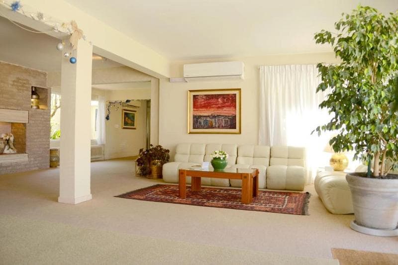 Hotel Ajax image 2