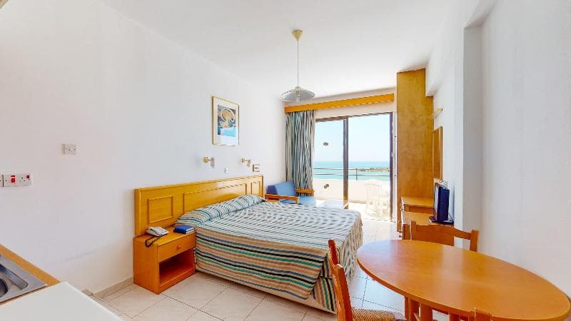 Corallia Beach Hotel Apartments image 1