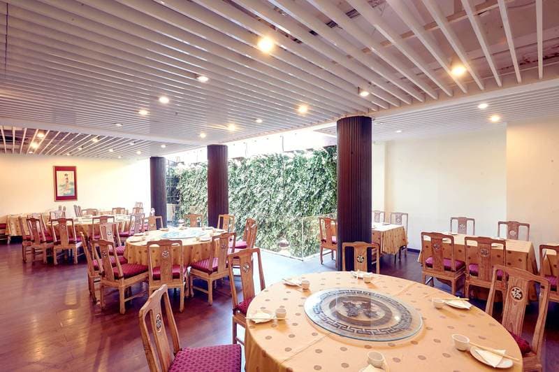 Garden Palace Hotel Surabaya image 2