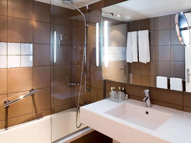 Stay at Mercure Cannes Mandelieu Hotel